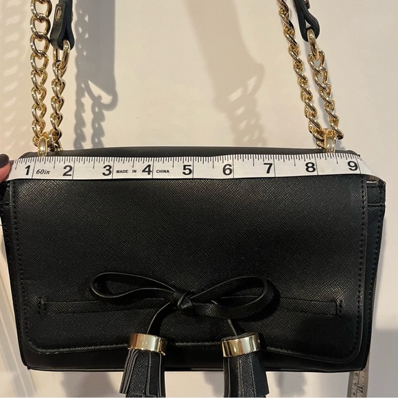 Kate Landry Black Chain Strap Crossbody Bag Tassel Detail Like New - Picture 11 of 15